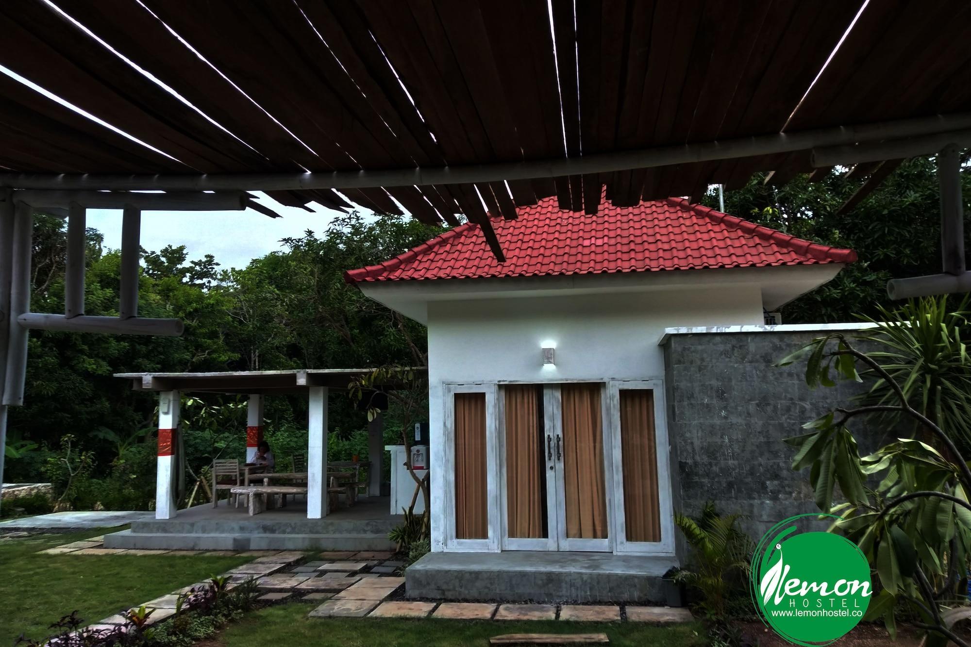 Castaway Island Hostel Nusa Lembongan  Ngoại thất bức ảnh