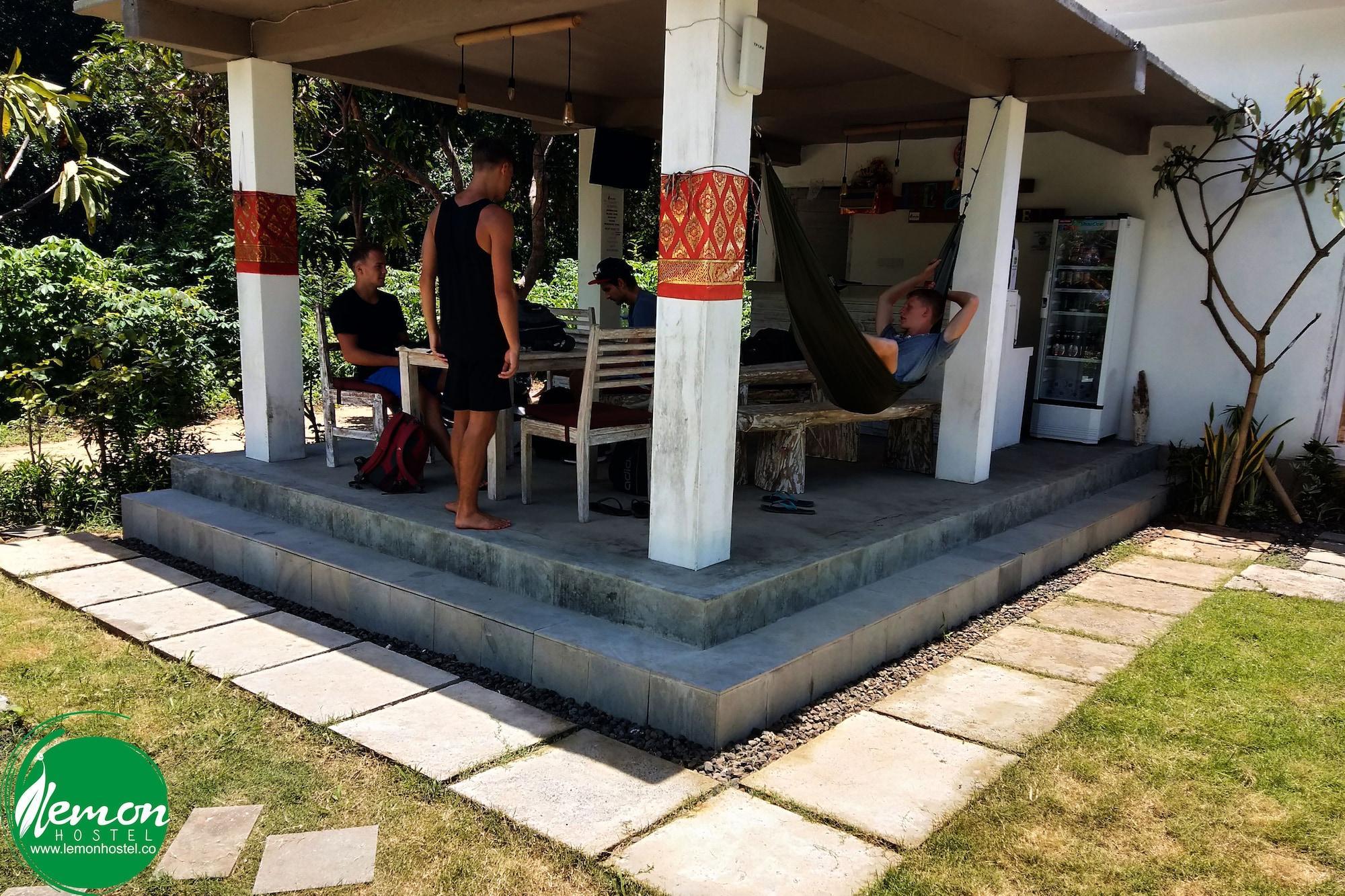 Castaway Island Hostel Nusa Lembongan  Ngoại thất bức ảnh
