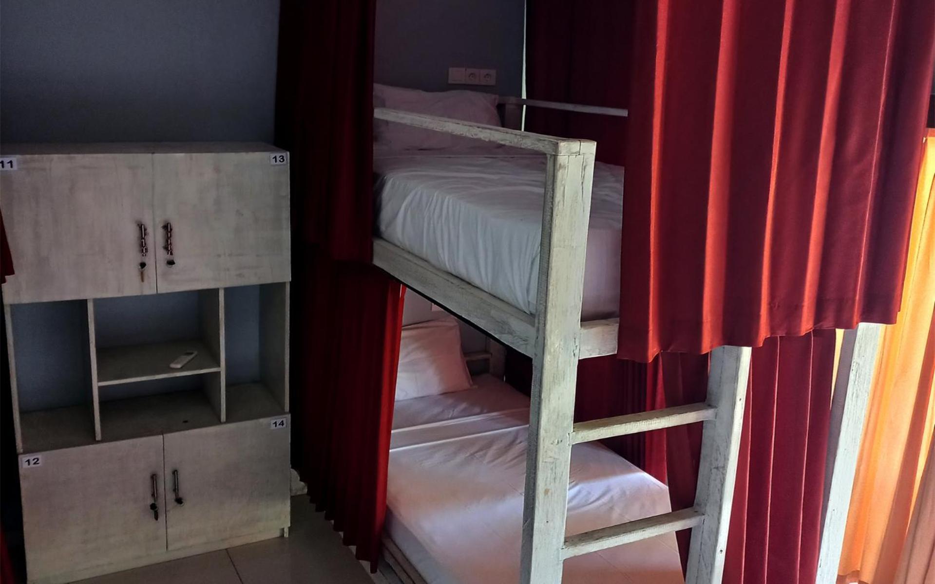 Castaway Island Hostel Nusa Lembongan  Ngoại thất bức ảnh
