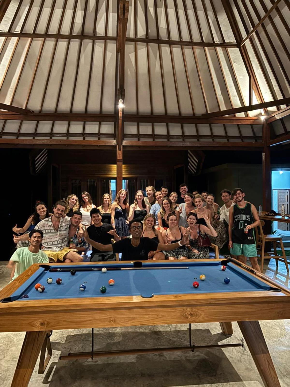 Castaway Island Hostel Nusa Lembongan  Ngoại thất bức ảnh